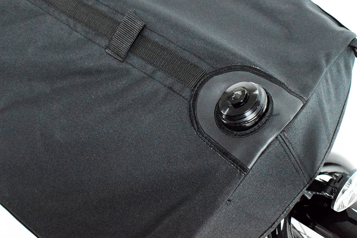 Detail top down picture of the BBX hood
