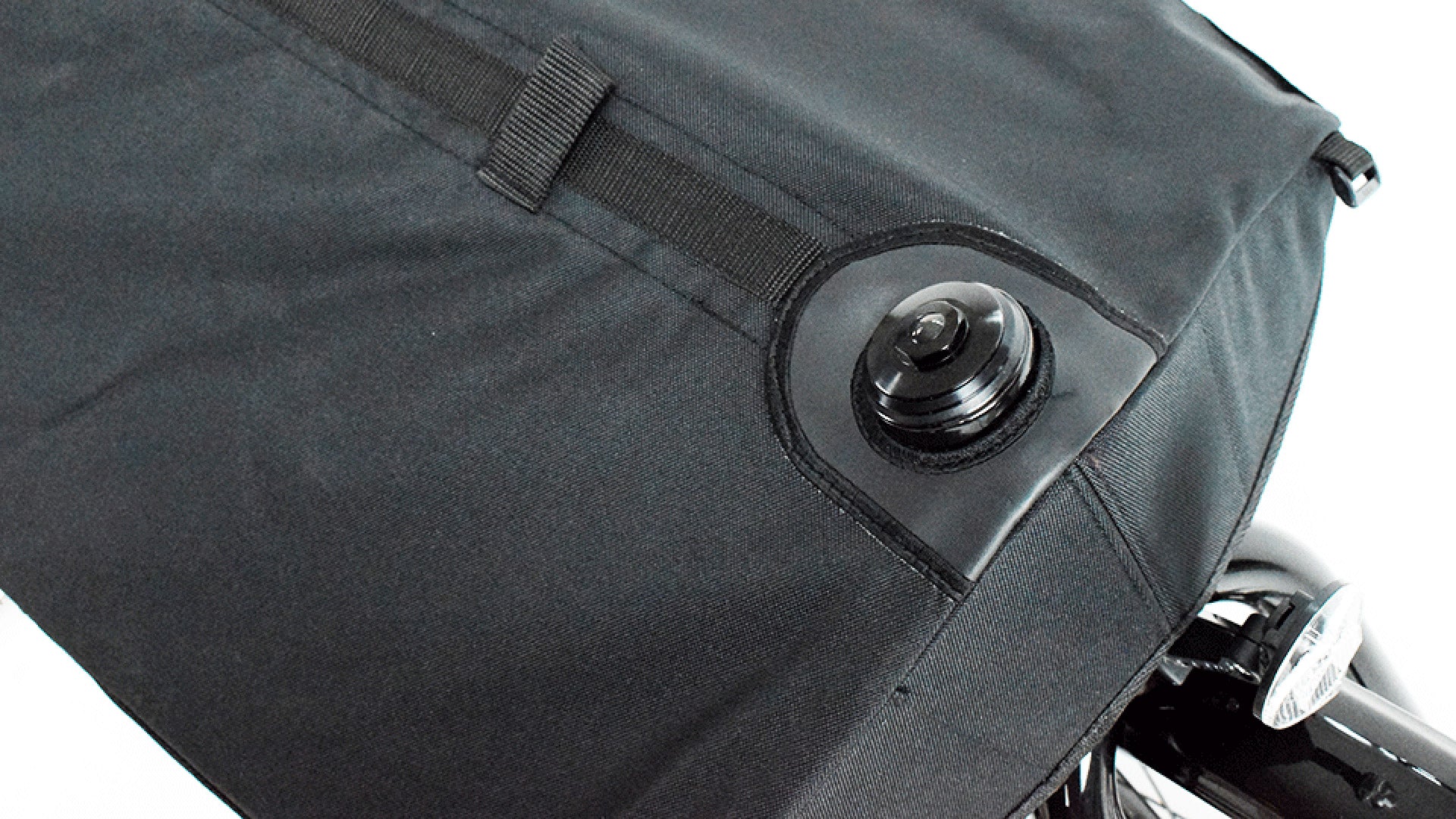 Detail top down picture of the BBX hood