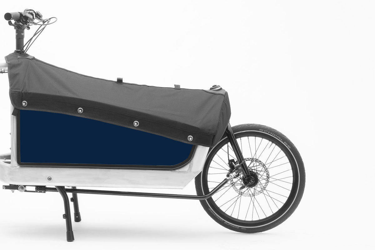 Sideview of the moondog BBX sidepanels with the hood