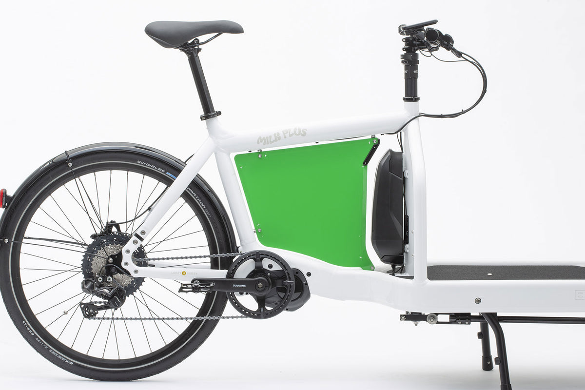 studio picture of a Vintage green billboard for the eBullitt