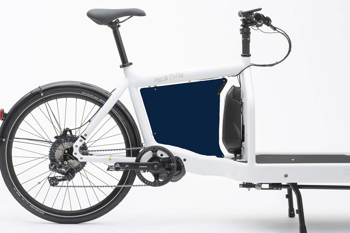 studio picture of a dark blue billboard for the eBullitt