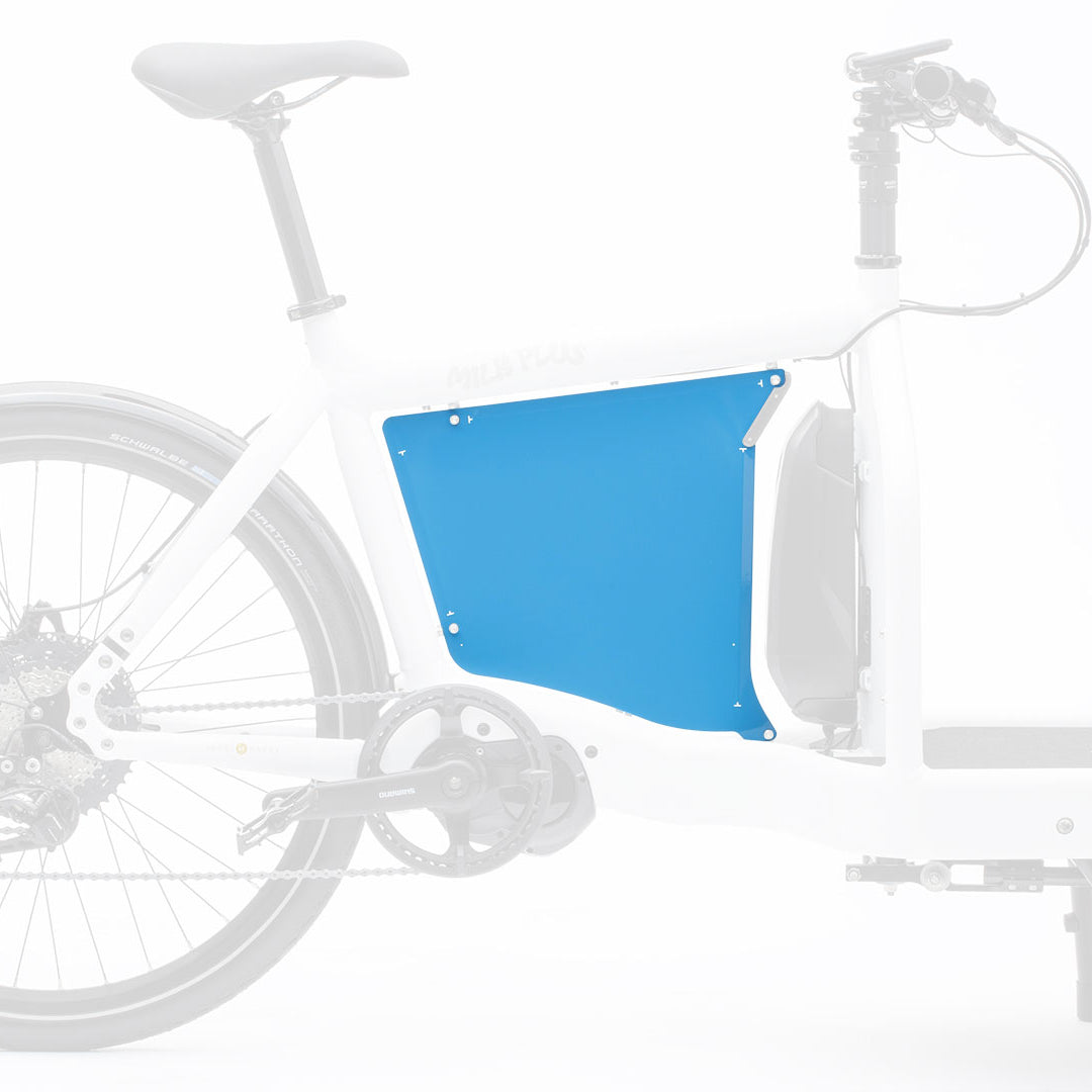studio picture of a blue billboard for the small battery eBullitt