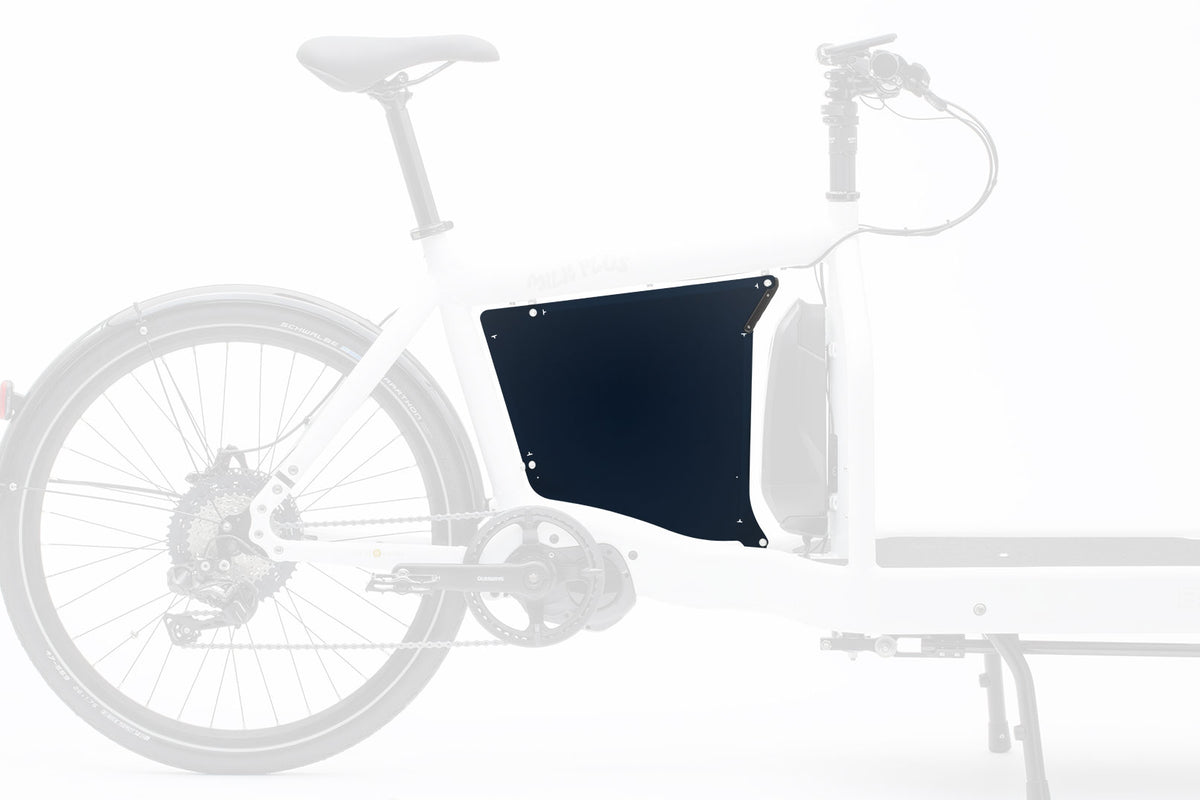 studio picture of a dark blue billboard for the small battery eBullitt