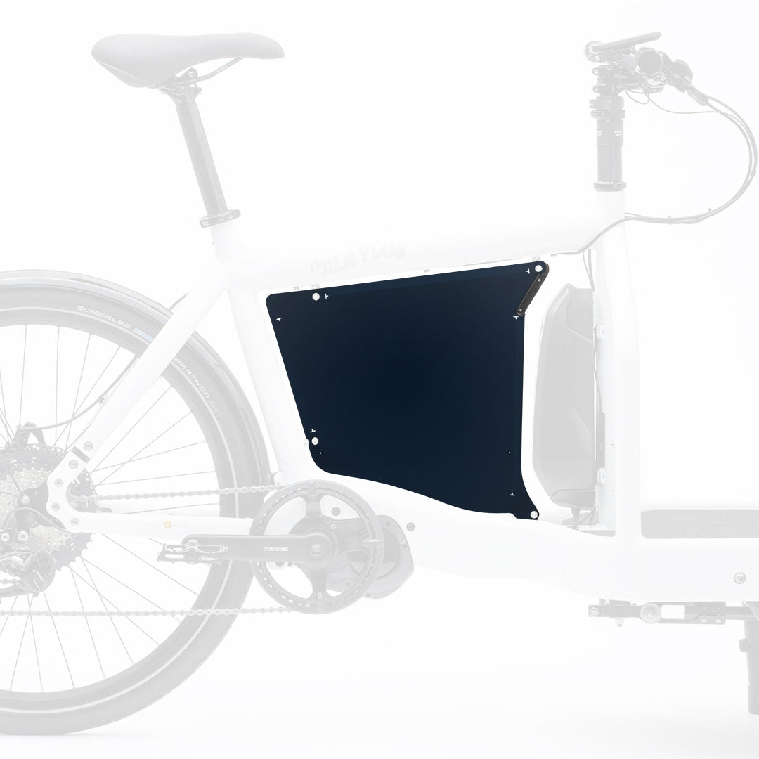 studio picture of a dark blue billboard for the small battery eBullitt