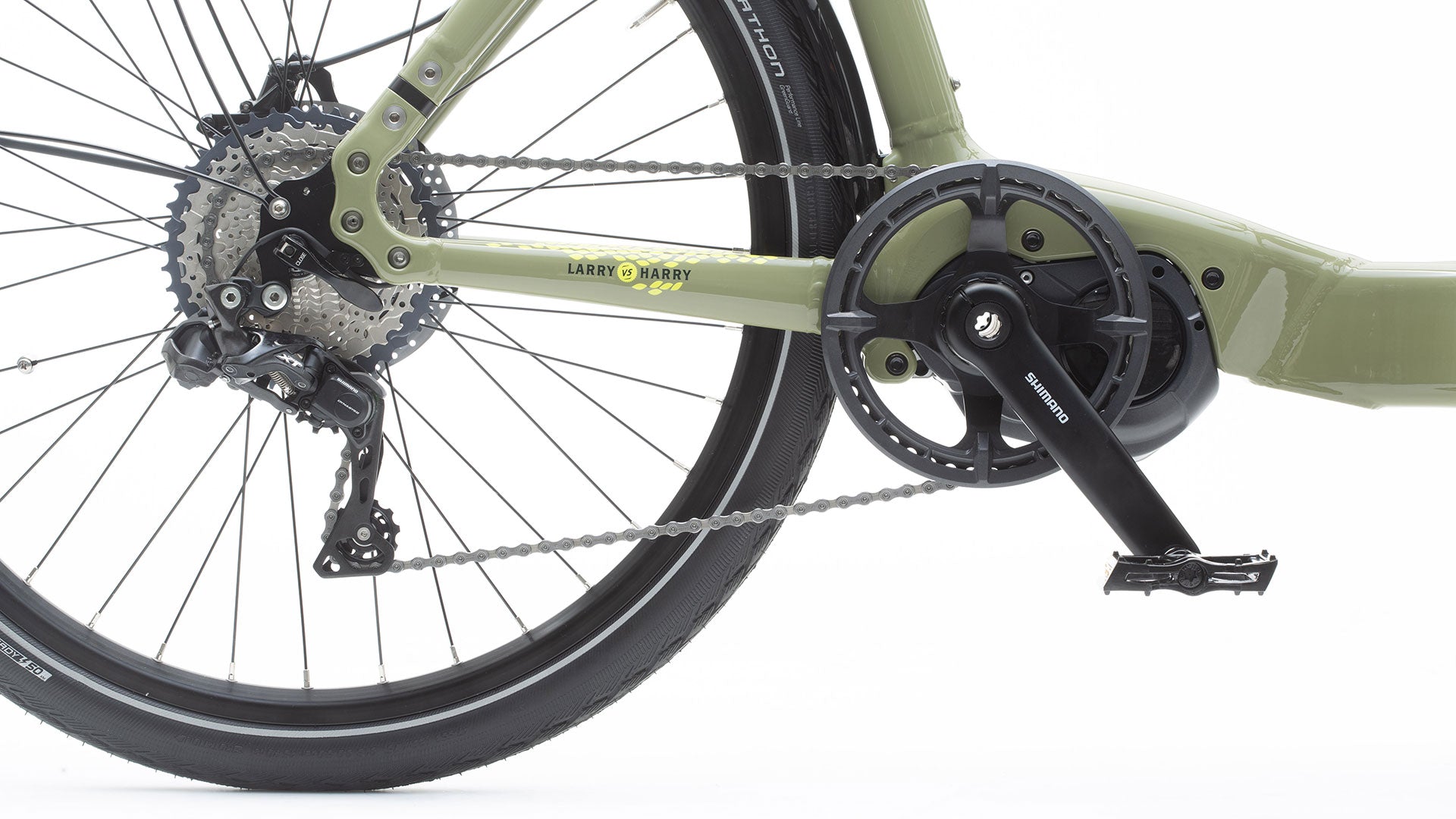 Closeup of the XT 11 speed gear group mounted on an eBullitt. It is external gearing with a single chainring in the front, 11 speed cassette and electronic shifting.