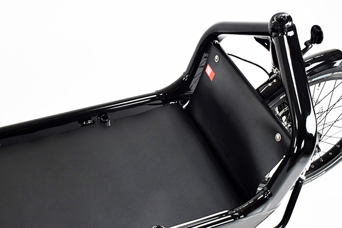 Fahrer Deck baseplate mounted on a Bullitt