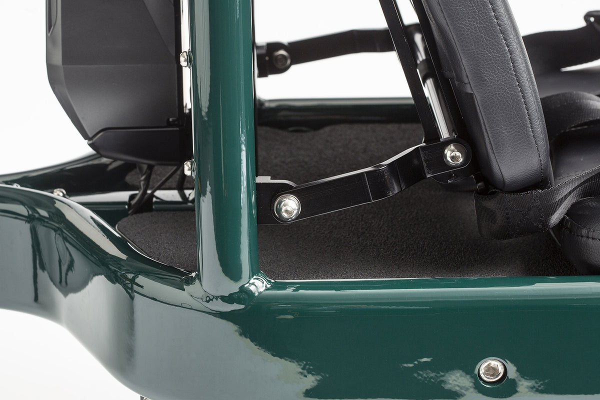 Race Bullitt with a Foldable Seat
