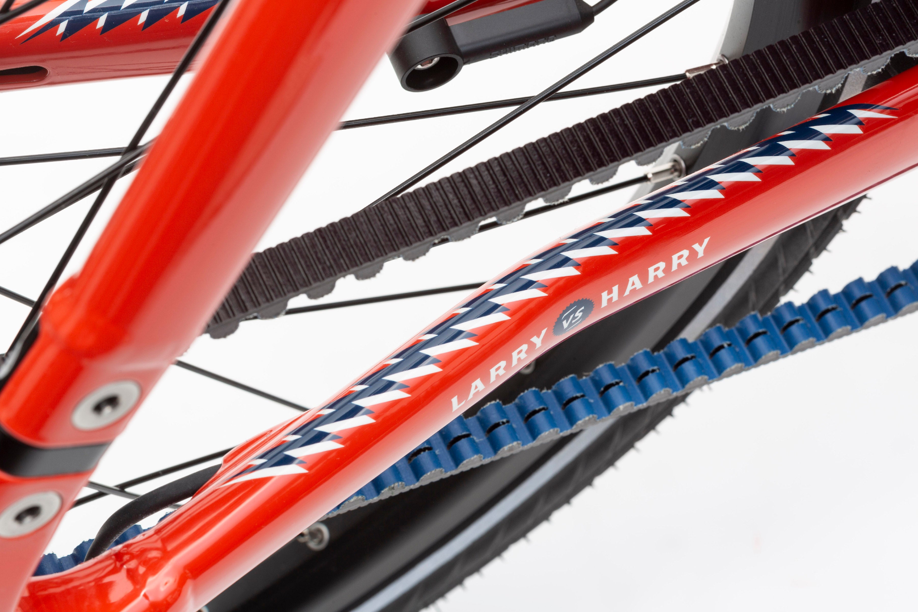eBullitt 6100 – Larry vs Harry