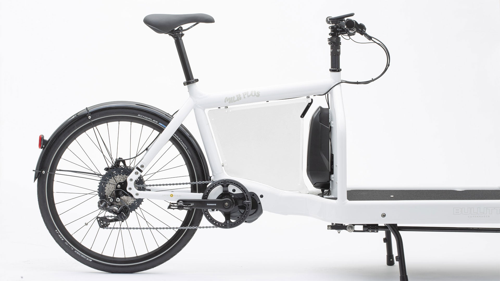 studio picture of a white billboard for the eBullitt