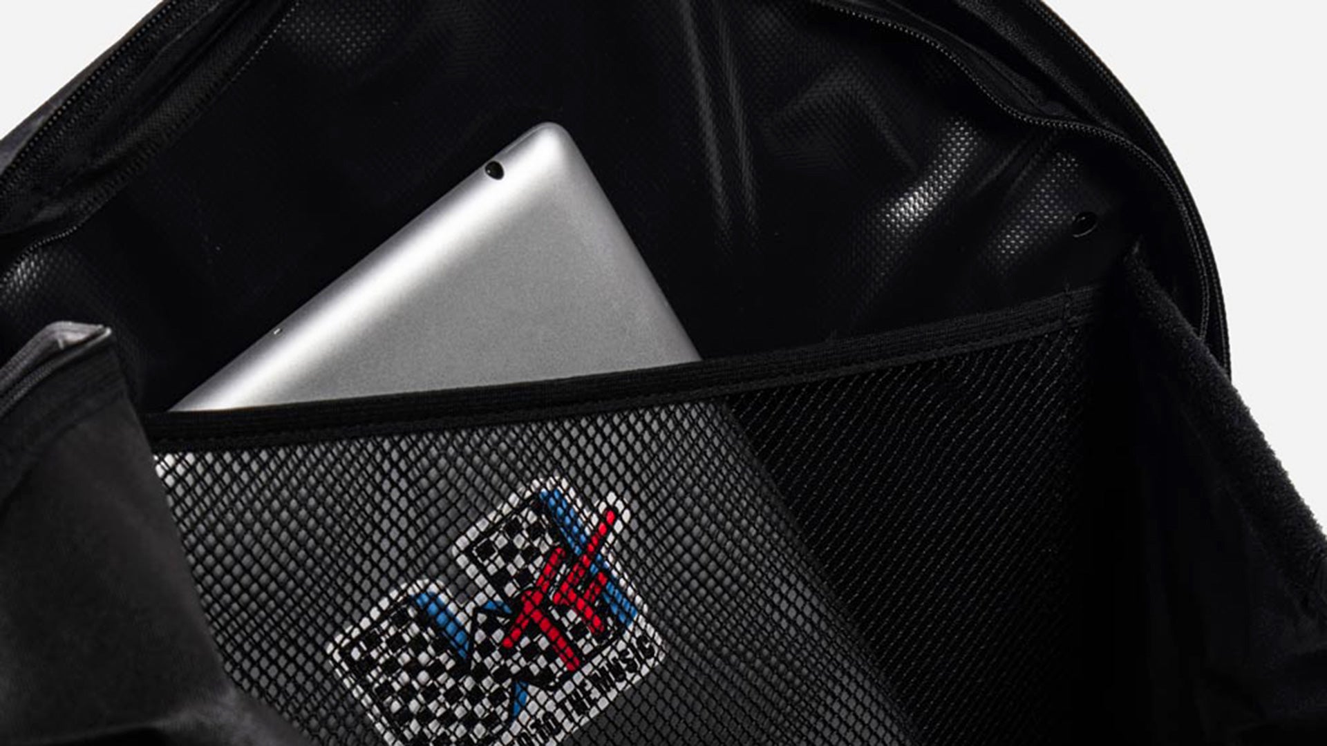 fahrer Hood detail picture